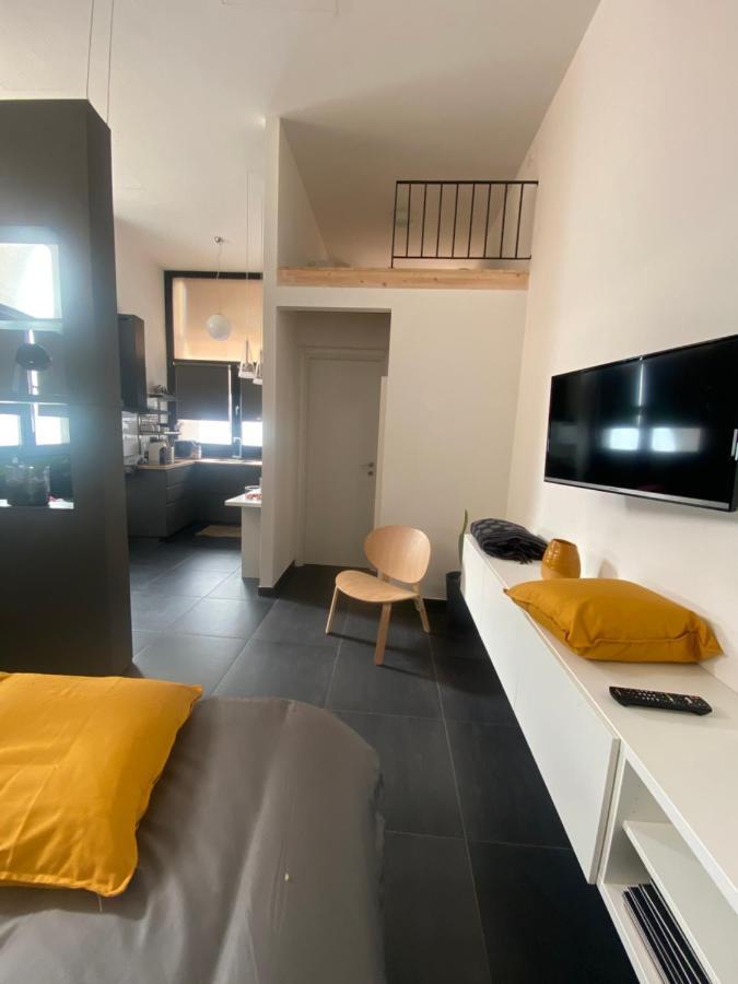 Bed and Breakfast Fashionhouse Специя Экстерьер фото